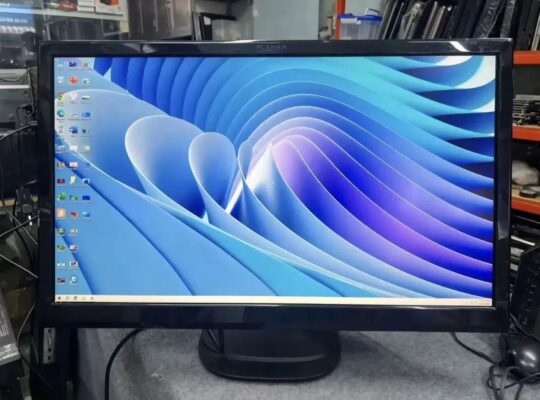مانیتور Planar 27 inch کیفیت2k پنلips – بسیار تمیز