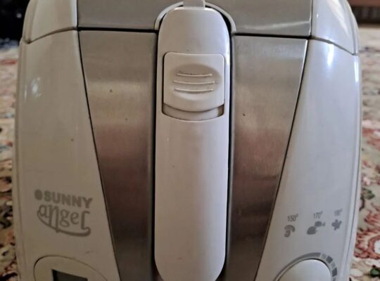 بخاری برقی شیک ..سرخ کن .یک عدد قالی 12 متری