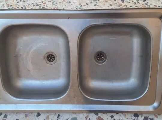 ظرفشوئی دوقلو