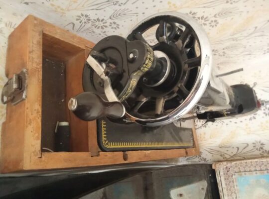 چرخ خیاطی گل