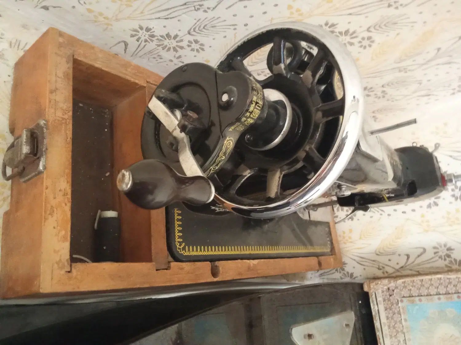 چرخ خیاطی گل